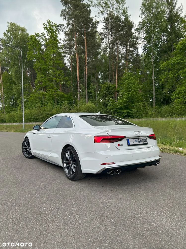 Audi S5 Coupé - 8