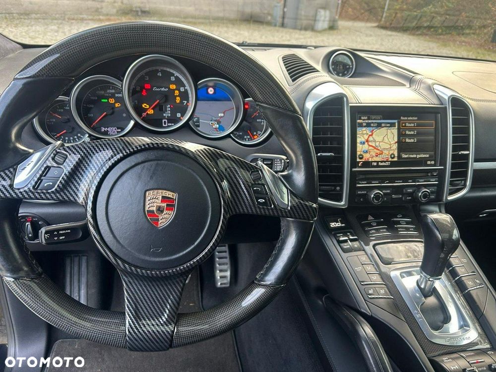 Porsche Cayenne - 19