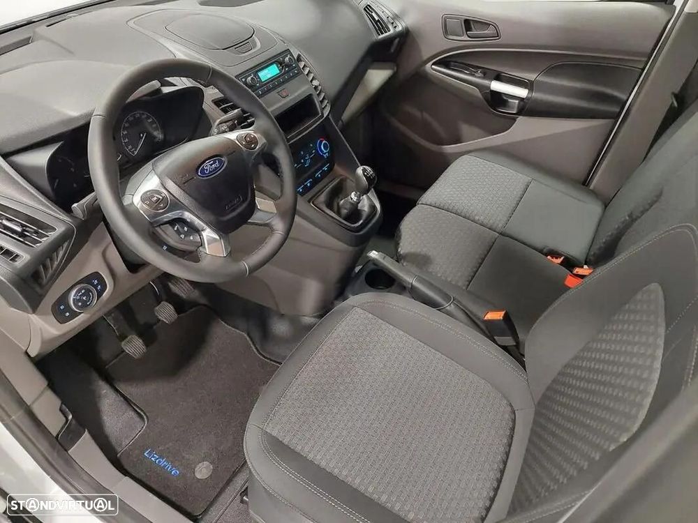 Ford Transit Connect - 9
