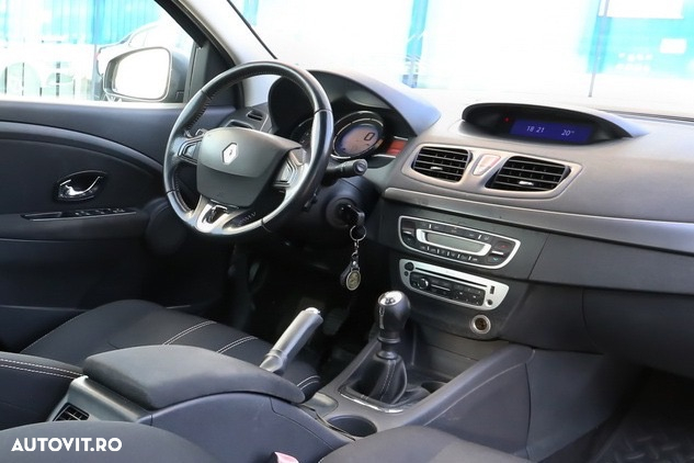 Renault Fluence 1.5dCi Privilege - 9