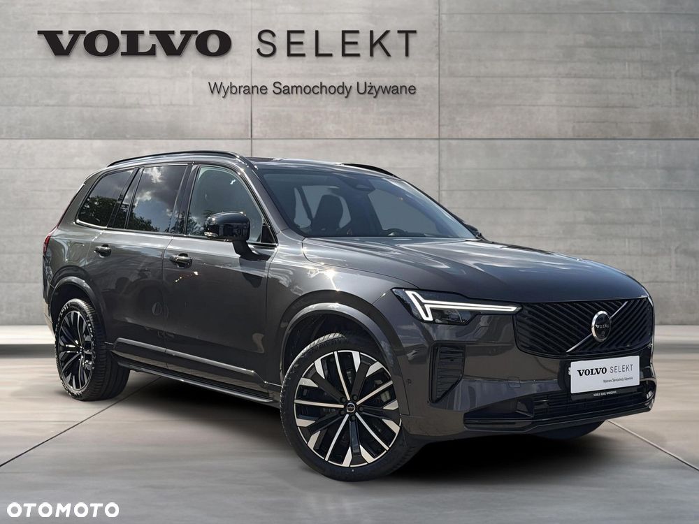 Volvo XC 90 - 8