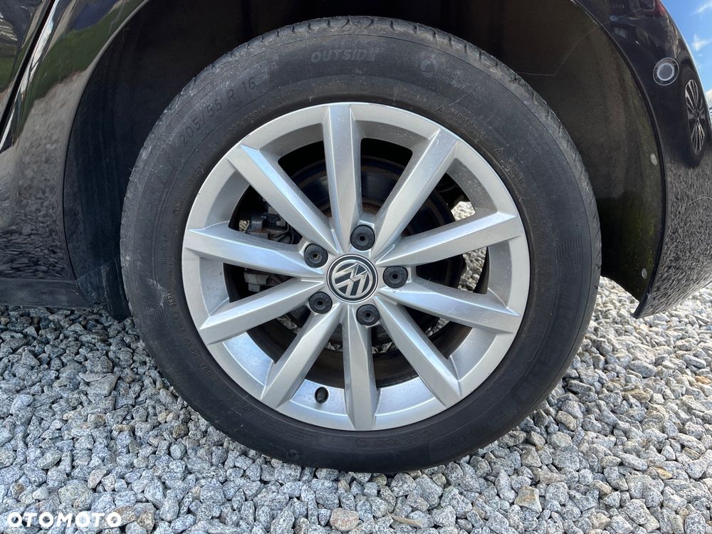 Volkswagen Golf 2.0 TDI BlueMotion Technology Lounge - 25