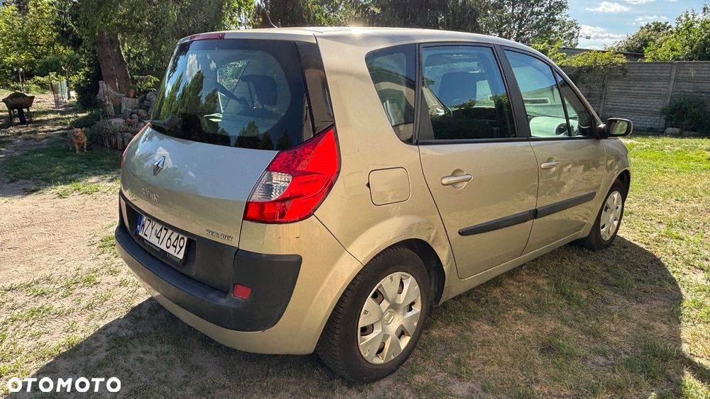 Renault Scenic 1.6 16V Expression - 7