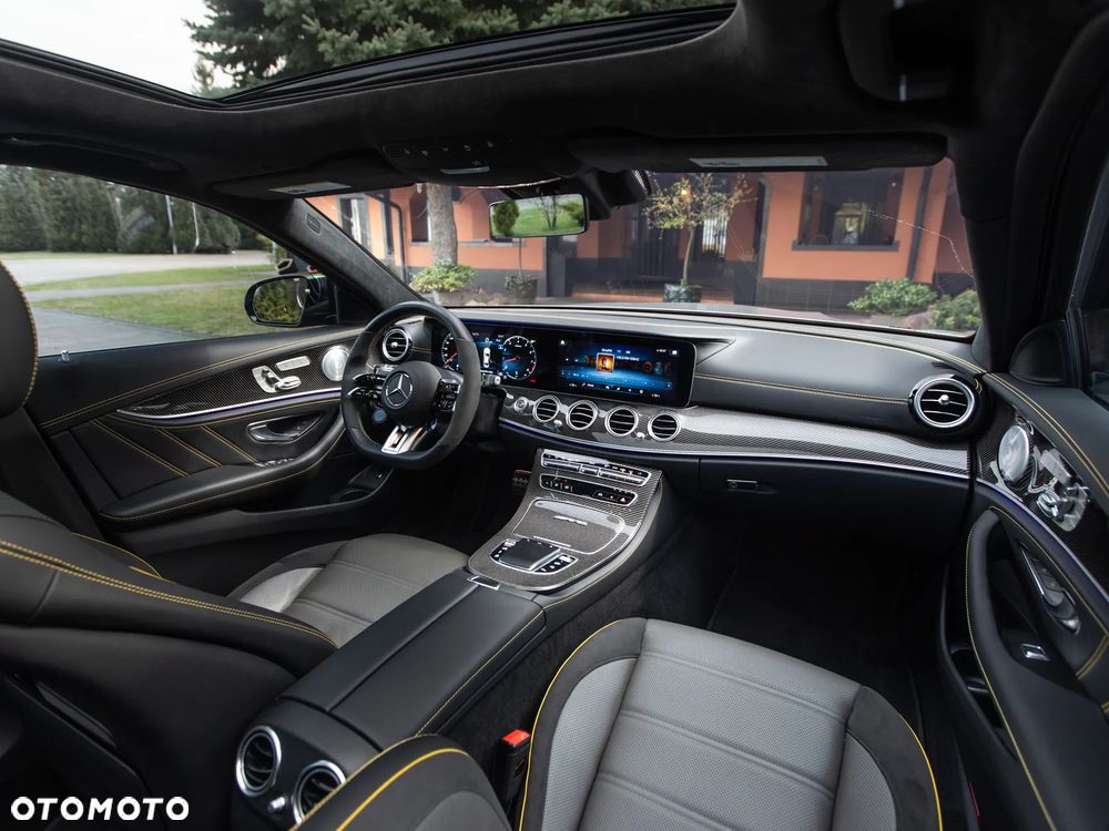 Mercedes-Benz Klasa E AMG 63 S 4-Matic+ - 21