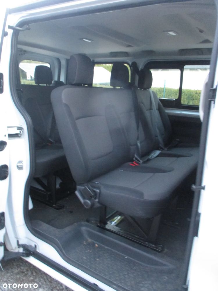 Renault Trafic 2.0 dCi - 14