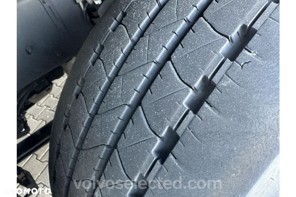 Volvo FH 4x2 460KM I-Save ADR Globetrotter XL!!! - 21
