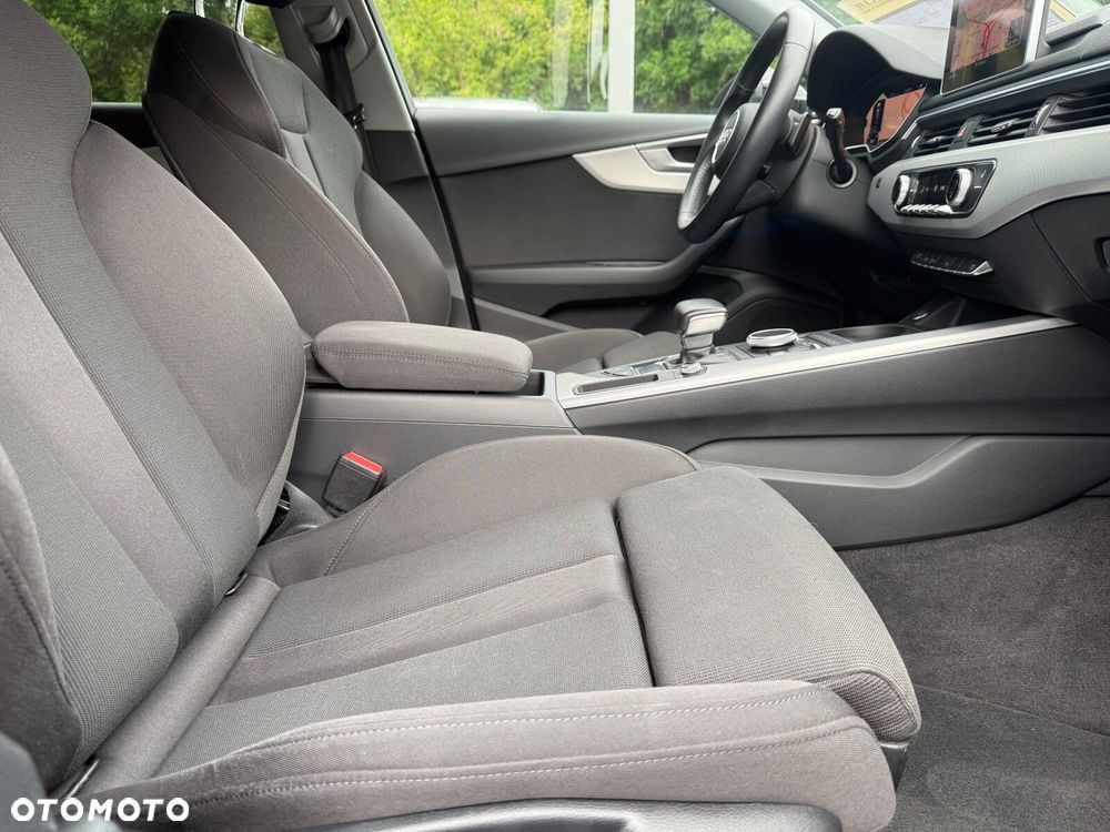 Audi A4 Avant 45 TFSI S tronic - 29