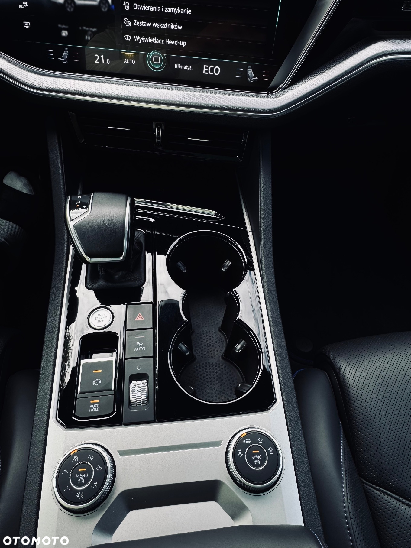 Volkswagen Touareg - 33