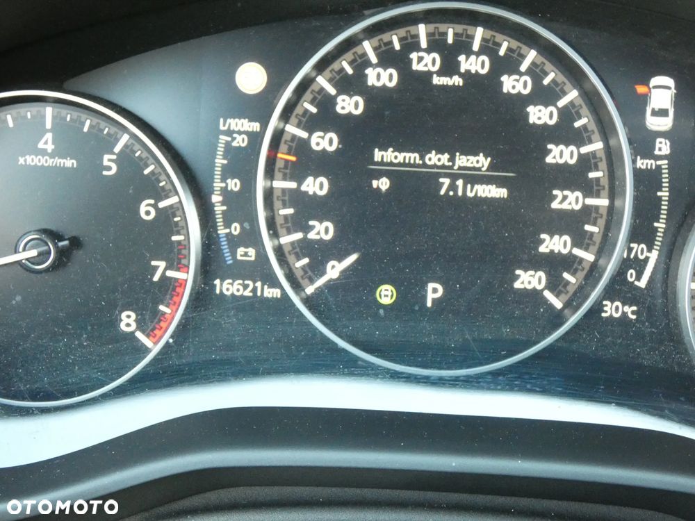 Mazda 3 2.0 mHEV Takumi - 16