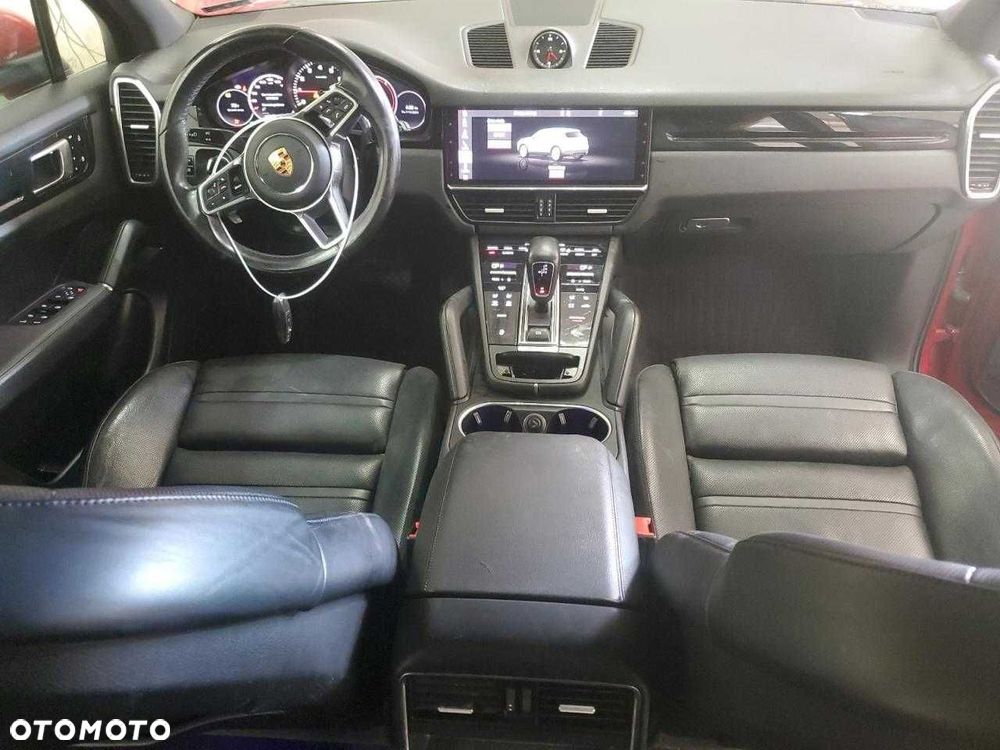 Porsche Cayenne (9Y0 / 9Y3) z 2021 roku, model USA — części. - 8