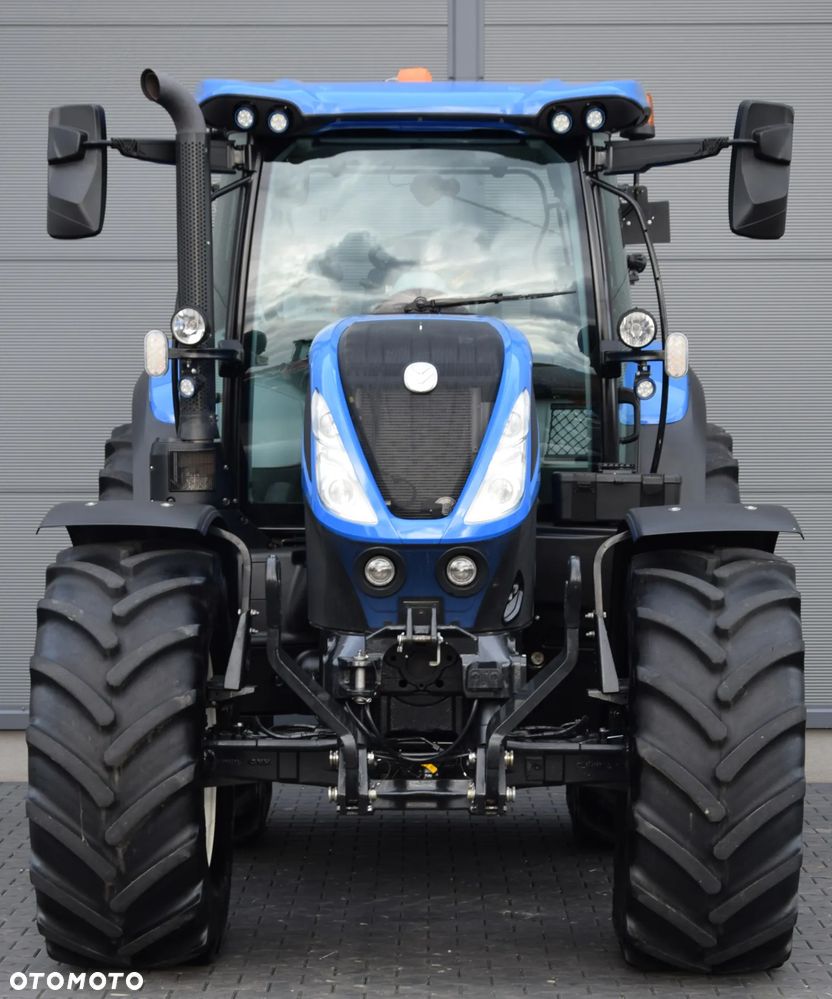 New Holland T7.225 Auto Command - 11