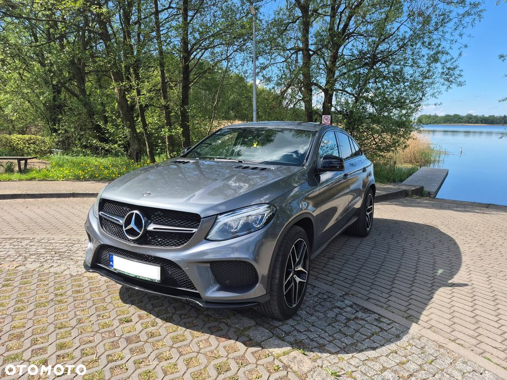 Mercedes-Benz GLE - 16