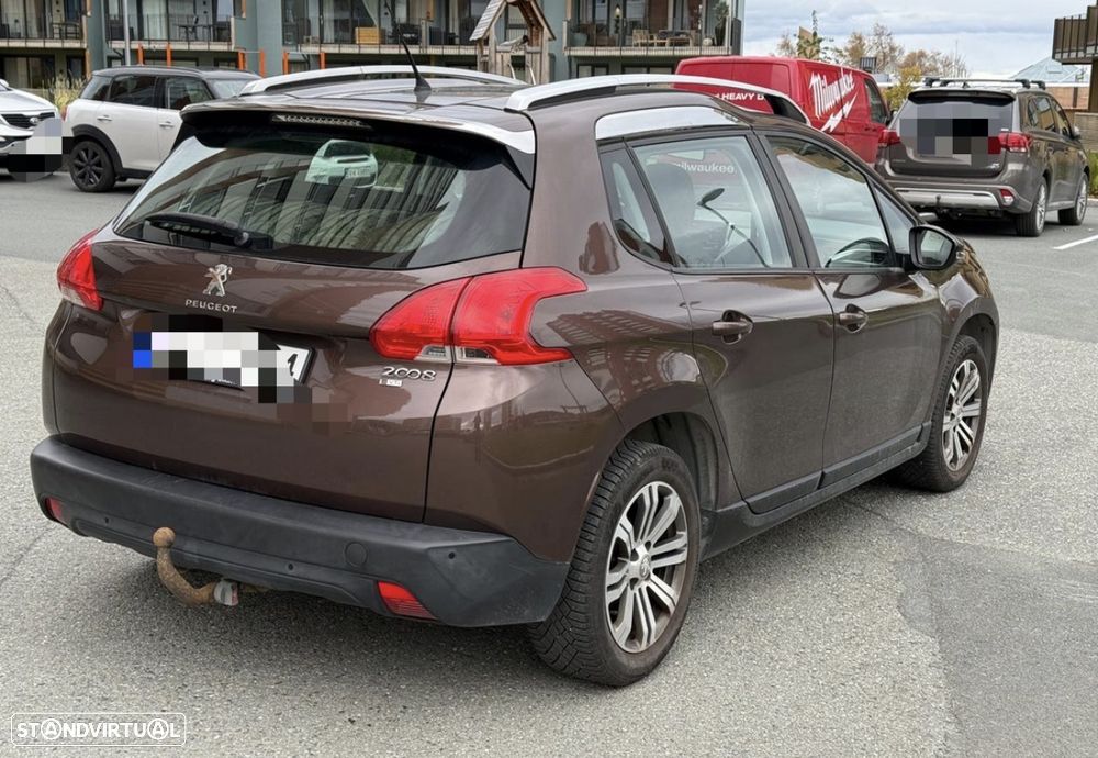 Peugeot 2008 - 5