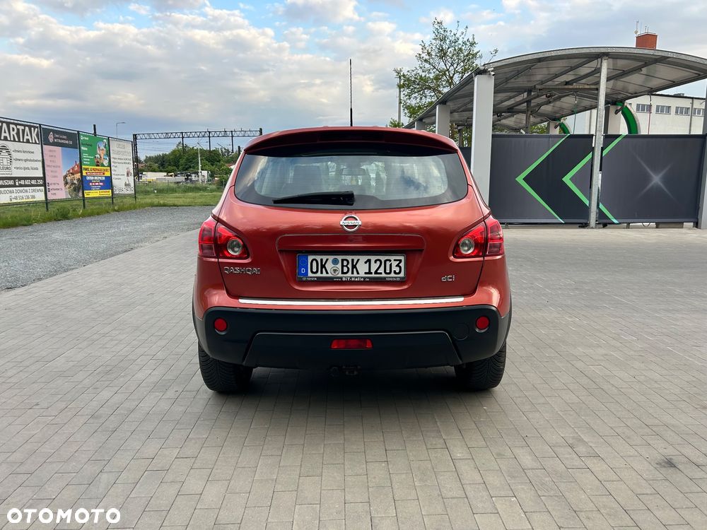 Nissan Qashqai - 10