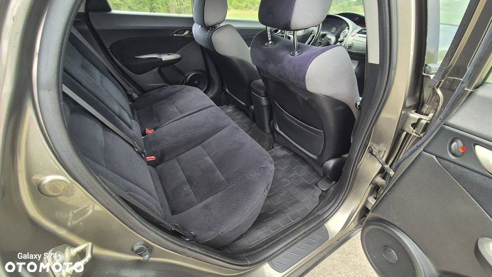 Honda Civic 1.8i-VTEC Comfort - 17