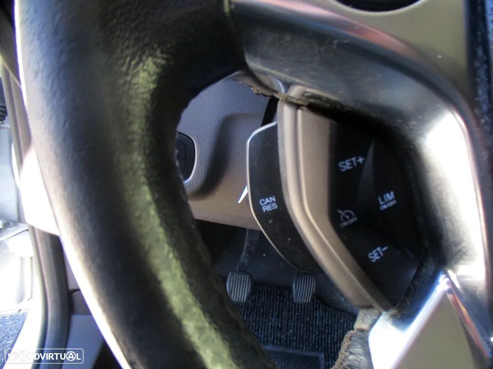 Ford Transit Connect 1.5 Tdci 120cv - 23