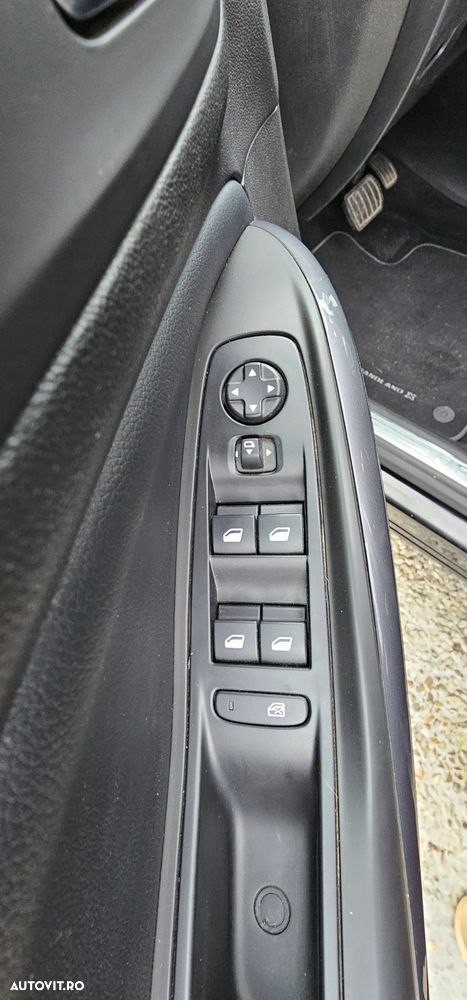 Opel Grandland X 1.2 Start/Stop Automatik Business Edition - 22