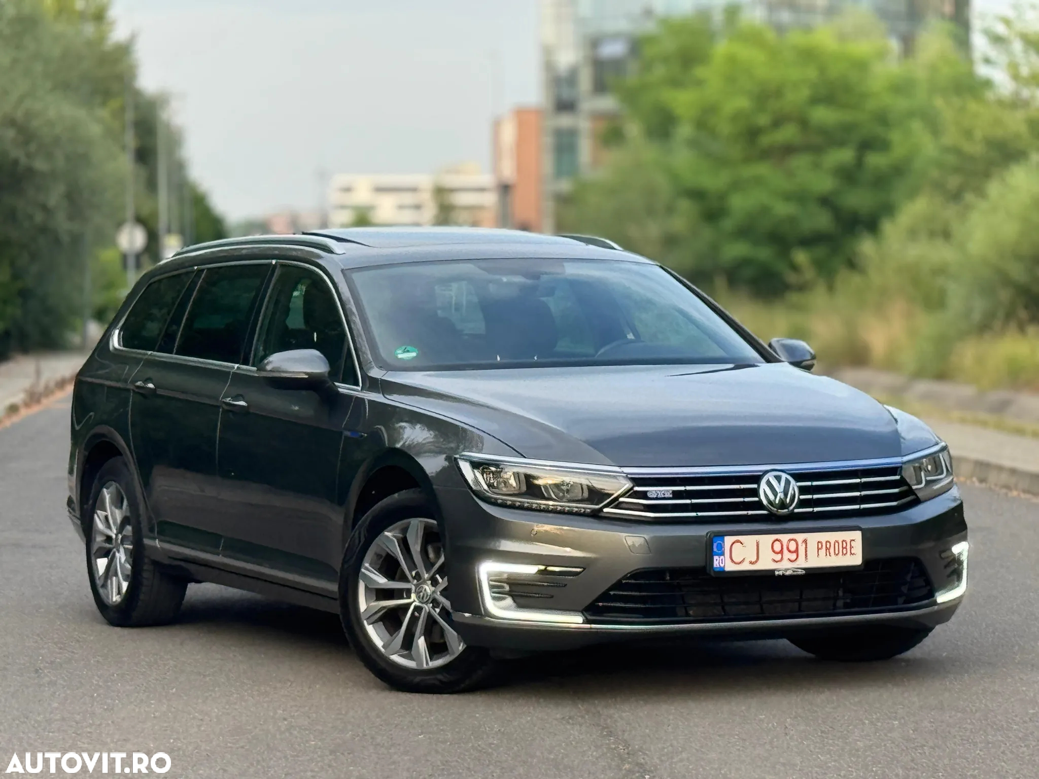 Volkswagen Passat Variant 1.4 TSI Plug-In-Hybrid DSG GTE - 2