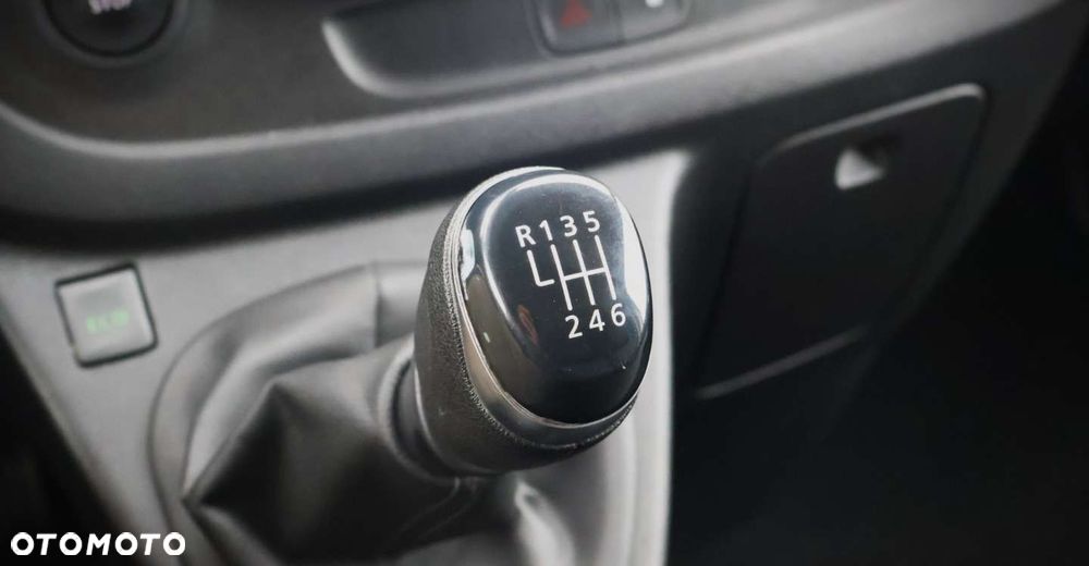 Renault Trafic - 27