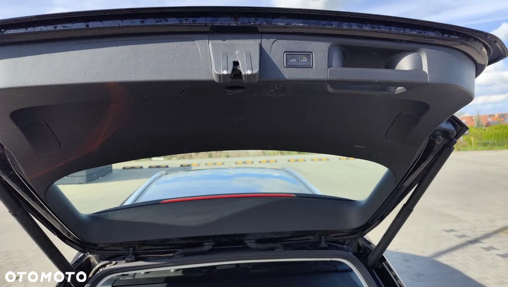 Volkswagen Passat - 18