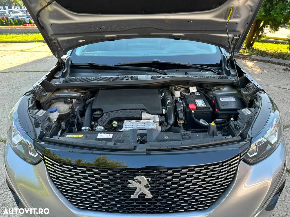 Peugeot 2008 1.2 PureTech EAT8 STT Allure Pack - 9