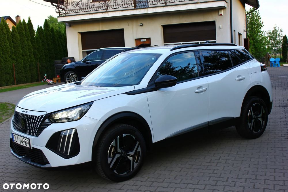 Peugeot 2008 1.5 BlueHDi Allure S&S EAT8 - 17