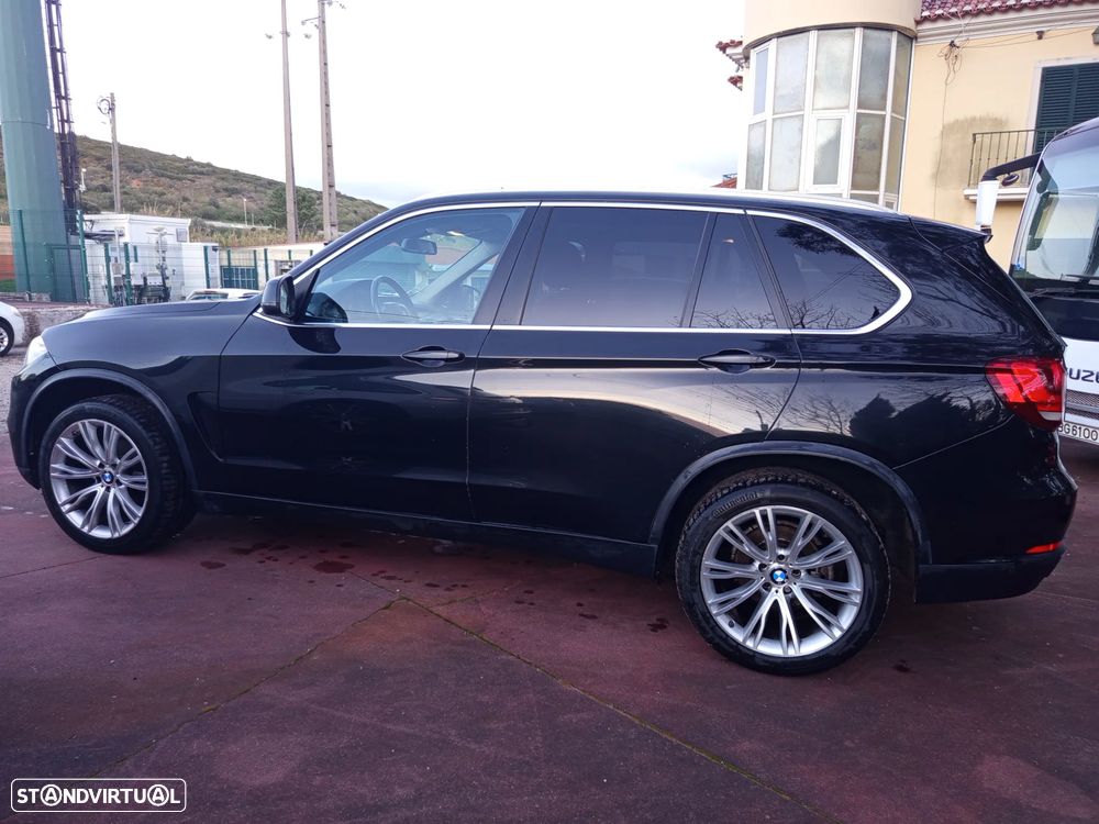 BMW X5 25 d sDrive Comfort 7L - 9