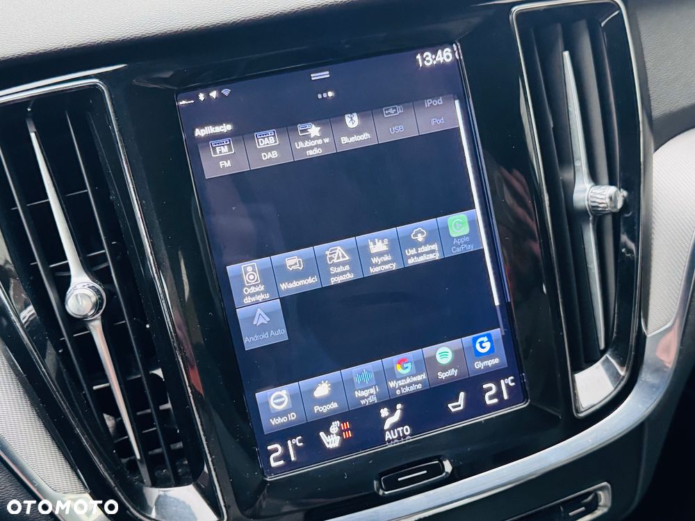 Volvo V60 D4 AWD R-Design - 34