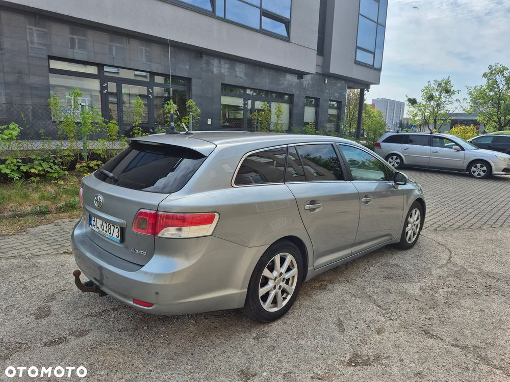 Toyota Avensis - 3