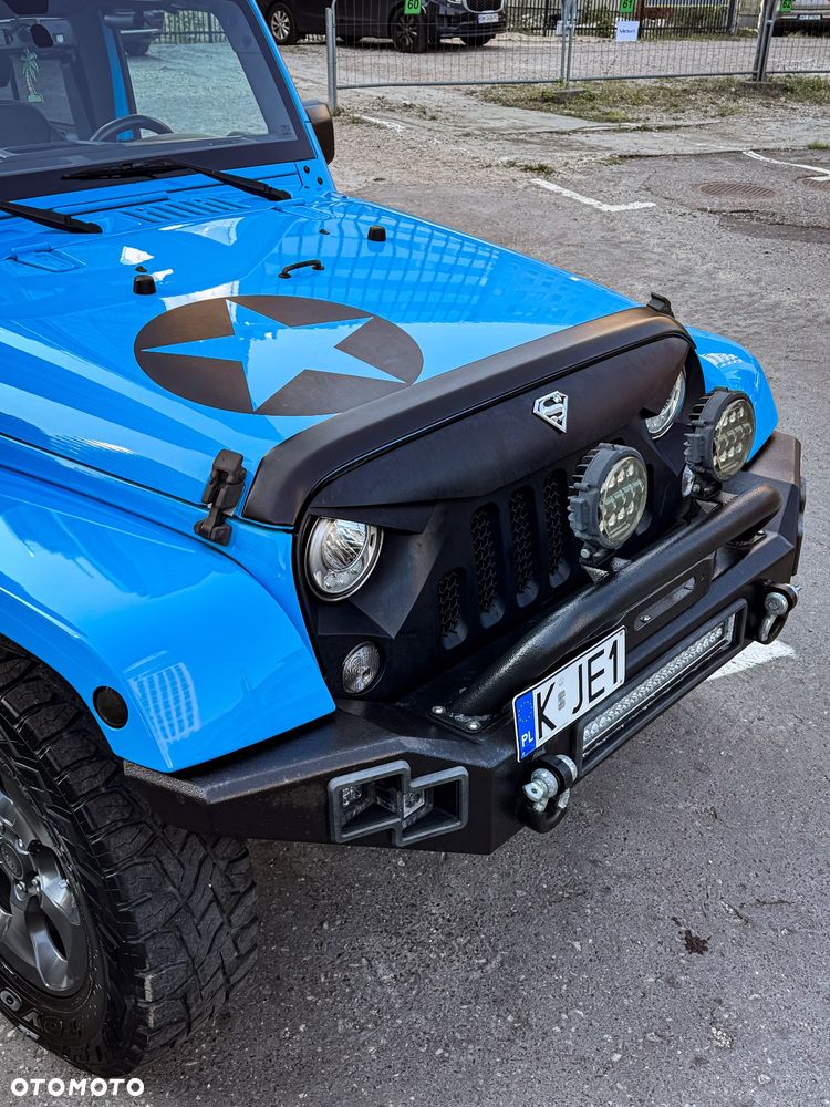 Jeep Wrangler Unlimited 3.6 Automatik Sahara - 4