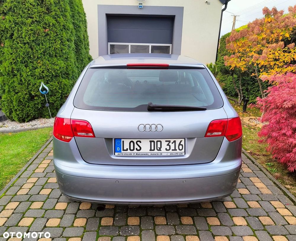 Audi A3 Sportback 1.6 Ambiente - 5