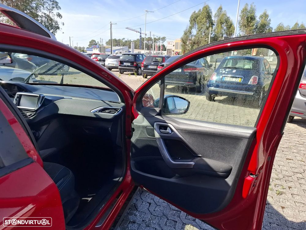 Peugeot 2008 - 18