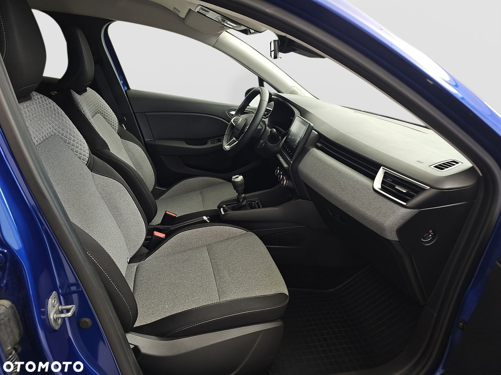 Renault Clio 1.0 TCe Evolution - 28