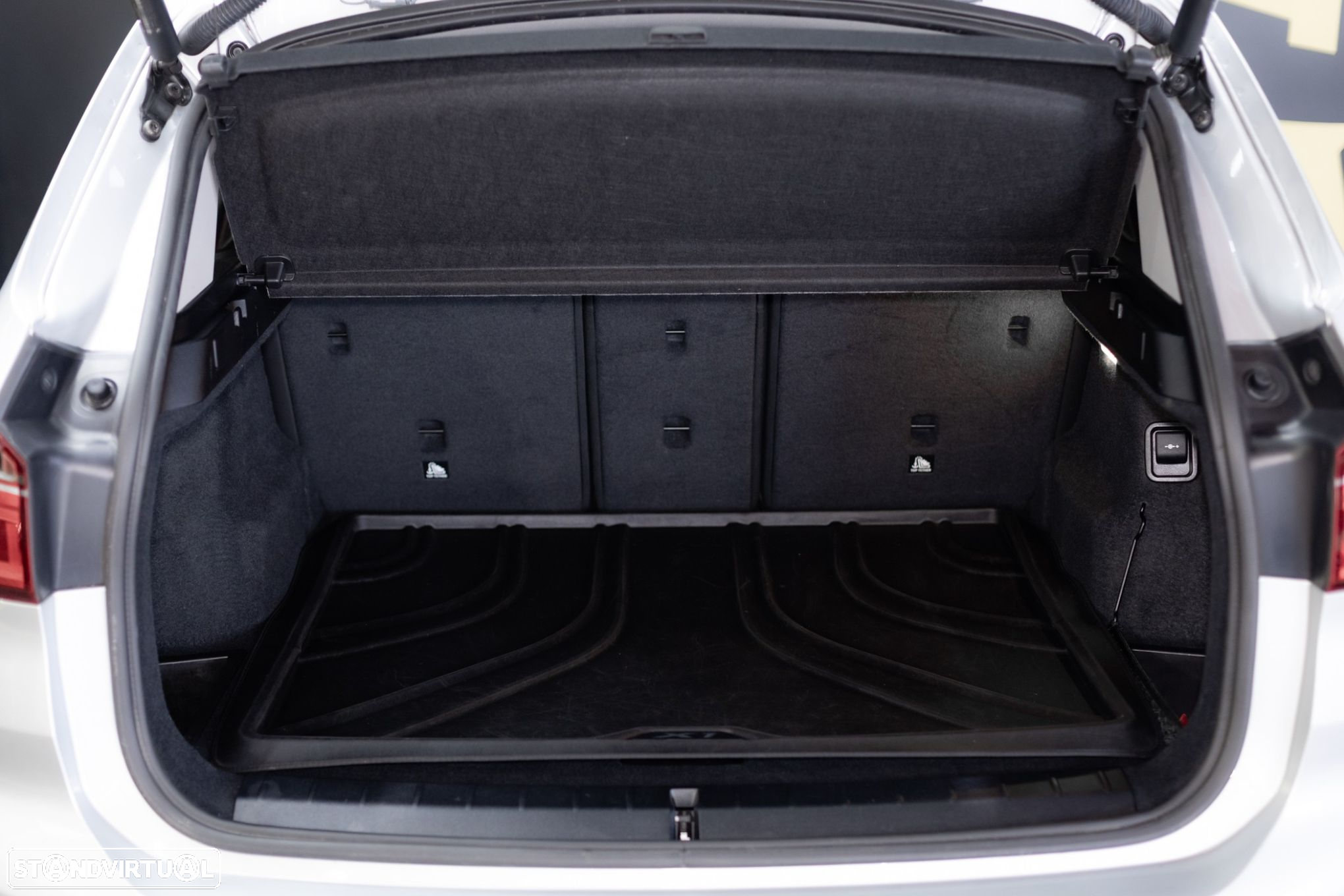 BMW X1 16 d sDrive Line Sport - 15