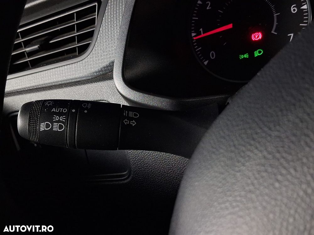 Renault Express - 16