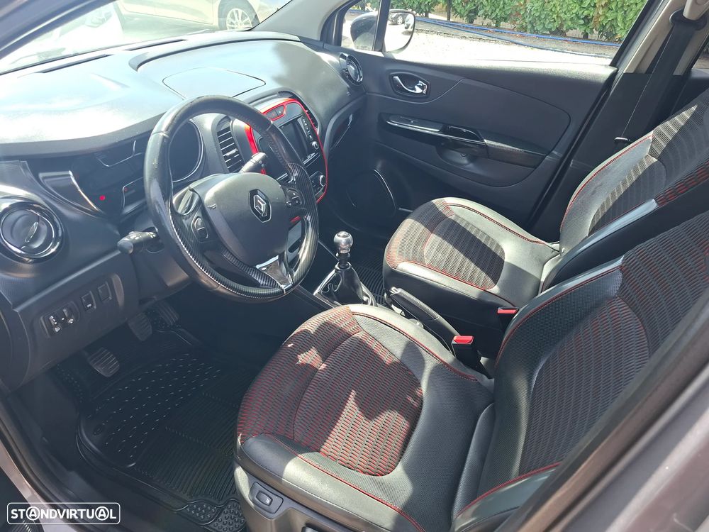 Renault Captur 1.5 dCi Exclusive XMOD - 9