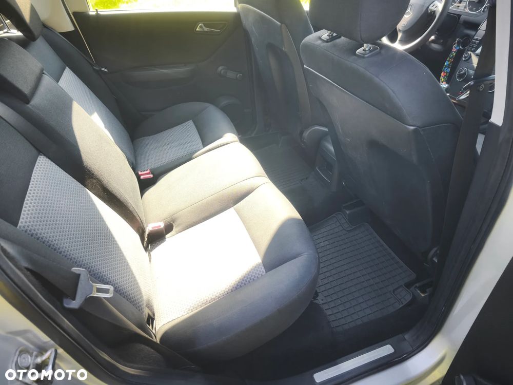 Mercedes-Benz Klasa A 180 CDI Elegance - 21