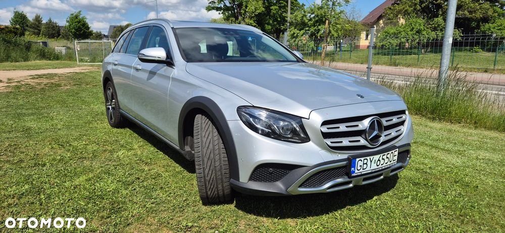 Mercedes-Benz Klasa E 220 d 4Matic 9G-TRONIC - 2