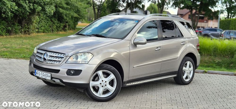 Mercedes-Benz ML 320 CDI 4Matic 7G-TRONIC Edition 10 - 26