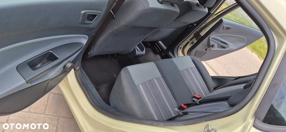 Ford Fiesta - 18