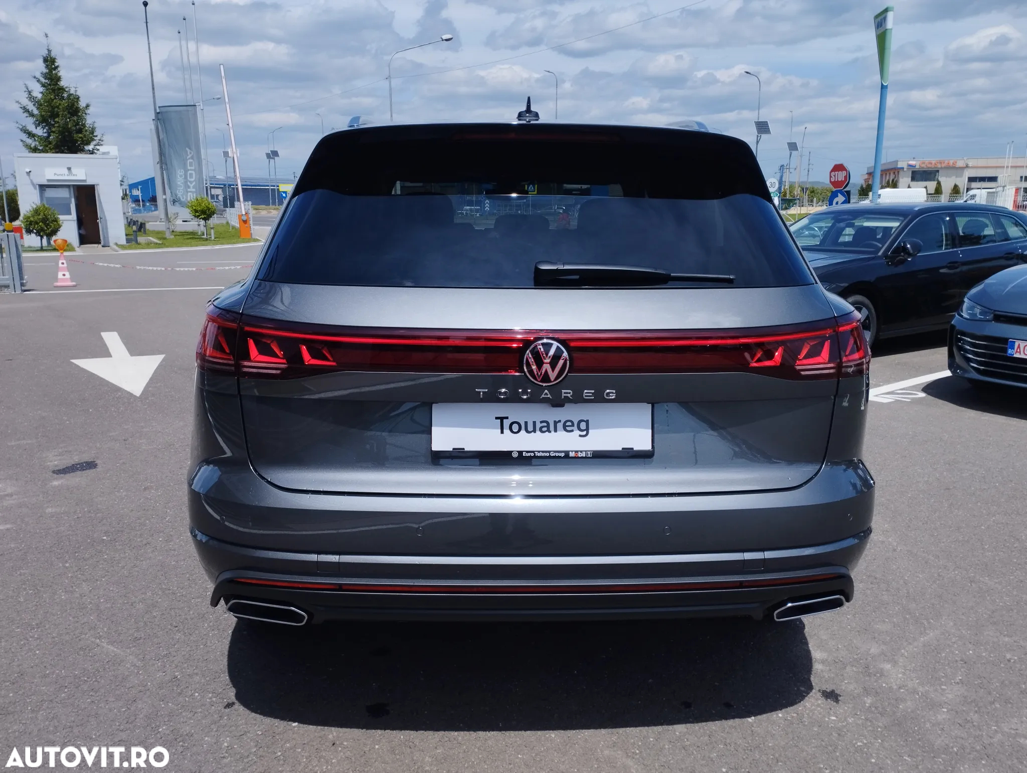 Volkswagen Touareg V6 TDI 4MOTION Elegance - 9