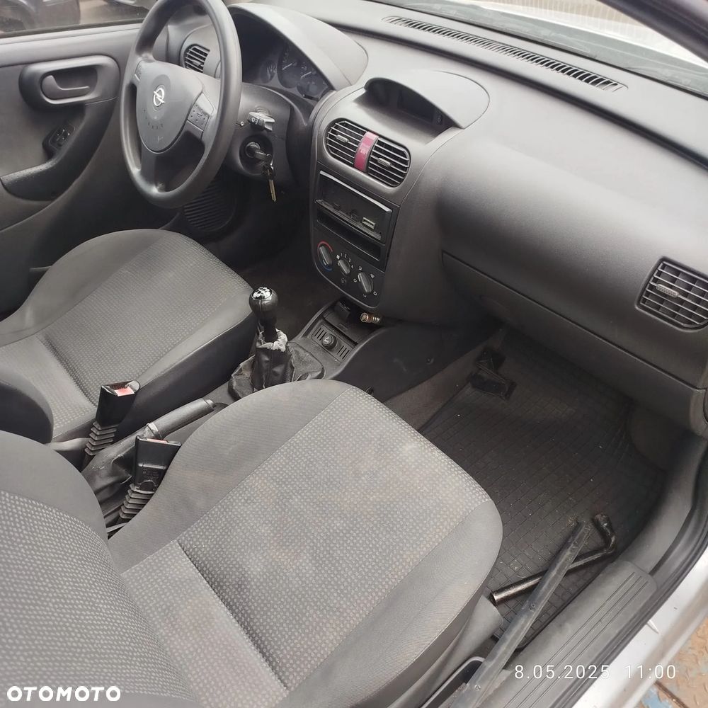 Opel Corsa C na części . - 4