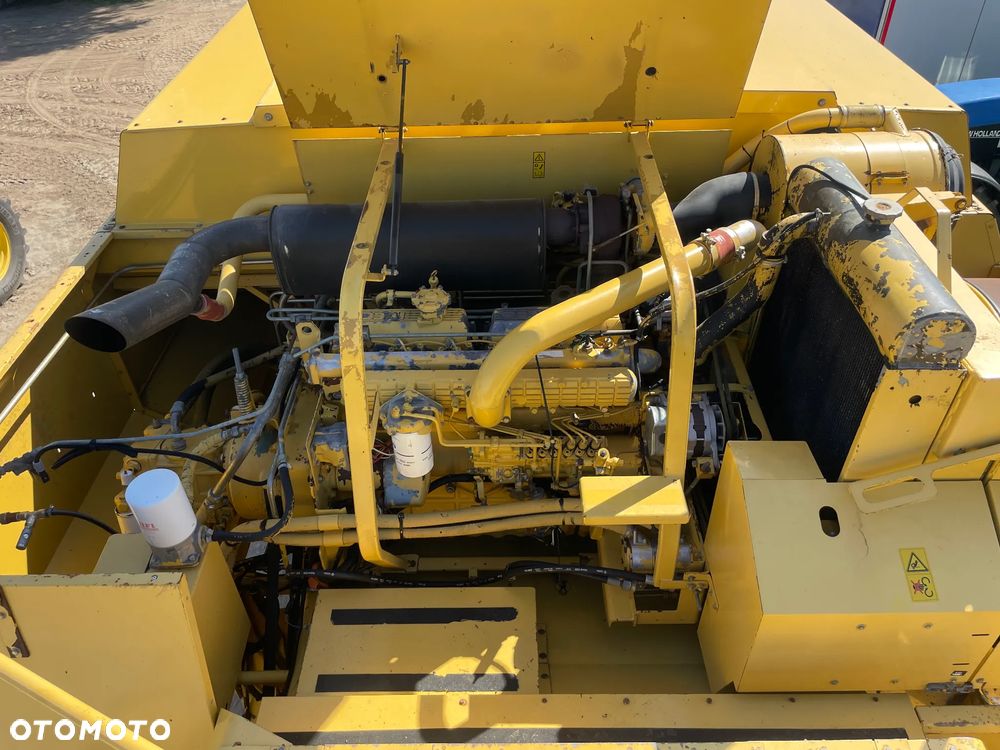 New Holland TX 68 Plus - 15