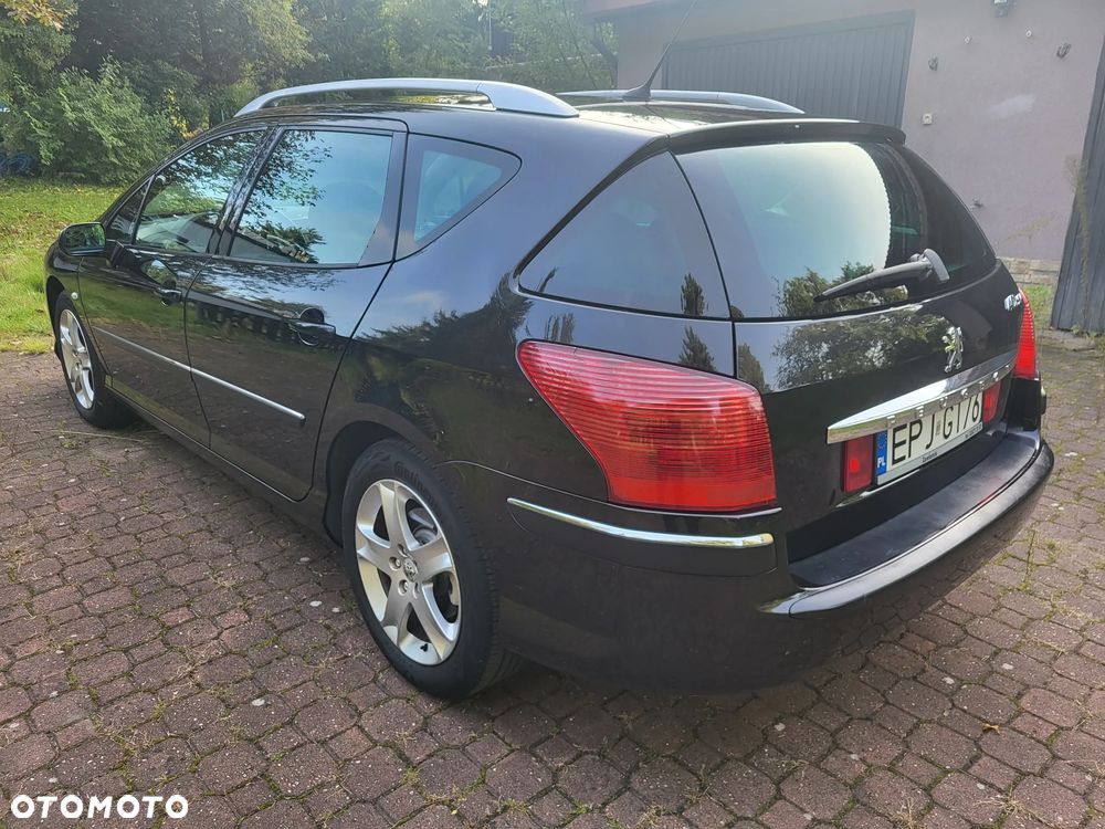 Peugeot 407 - 8