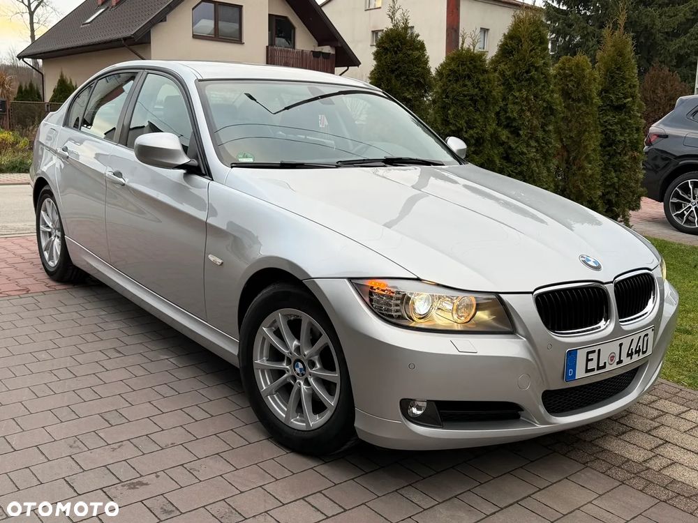 BMW Seria 3 318d DPF Edition Exclusive - 2