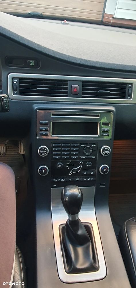 Volvo V70 2.0 Momentum - 10