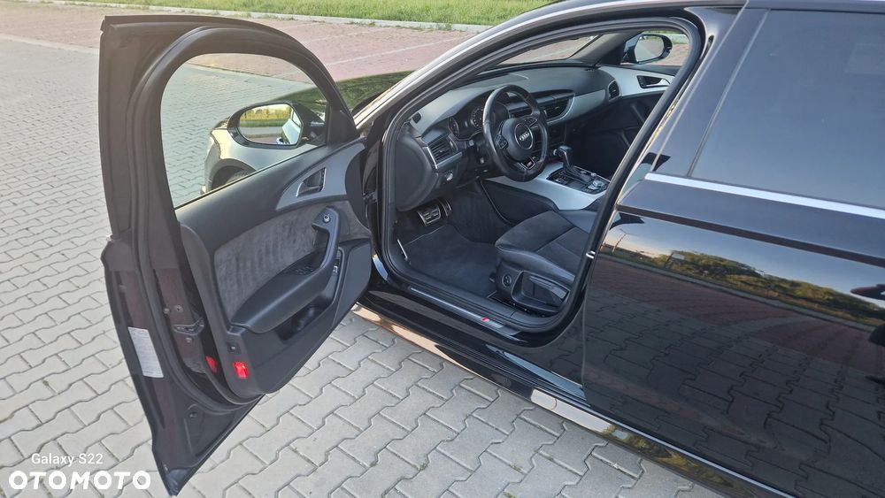 Audi A6 Avant 2.0 TDI Ultra S tronic - 32