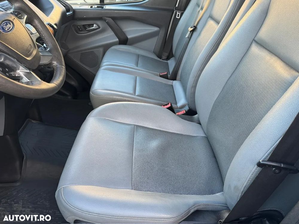 Ford TRANSIT CUSTOM - 14