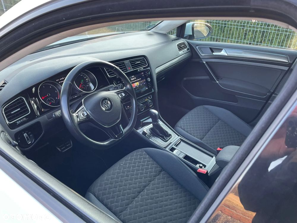 Volkswagen Golf 1.6 TDI BMT Highline DSG - 17