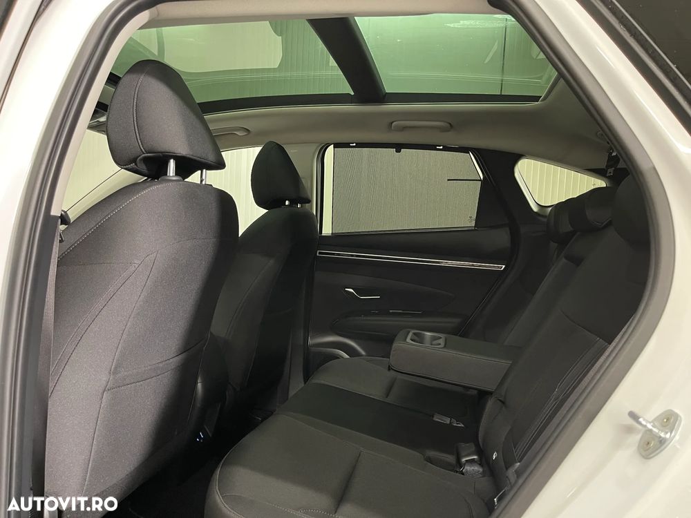 Hyundai Tucson 1.6 T-GDi HEV 2WD Select - 12